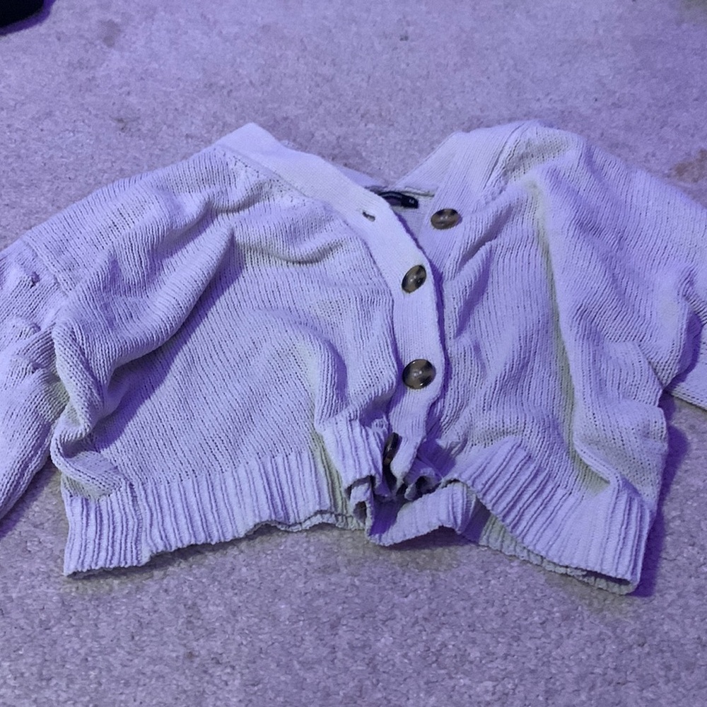 knit cropped sweater